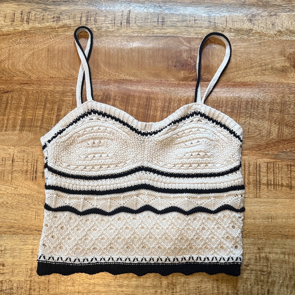 Olive + Oak crochet tank top cropped women’s small